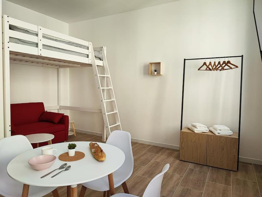 Escale Entre Cite Et Bastide Clim Wifi Smart Tv Apartment Carcassonne Exterior foto